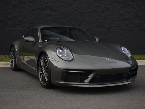 Certified 2023 Porsche 911 Carrera 4S AWD/4WD image 9