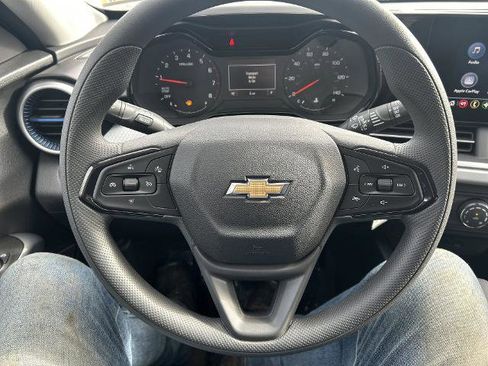 New 2026 Chevrolet Trax LS image 11