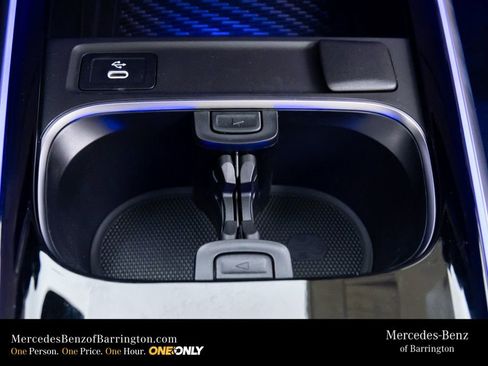 New 2026 Mercedes-Benz GLB 250 4MATIC image 32
