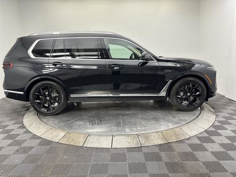 New 2027 BMW X7 xDrive40i AWD/4WD image 17