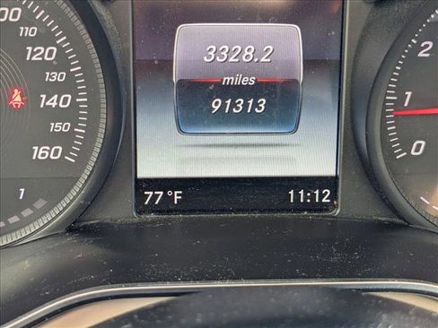 Used 2018 Mercedes-Benz GLC 300 image 9