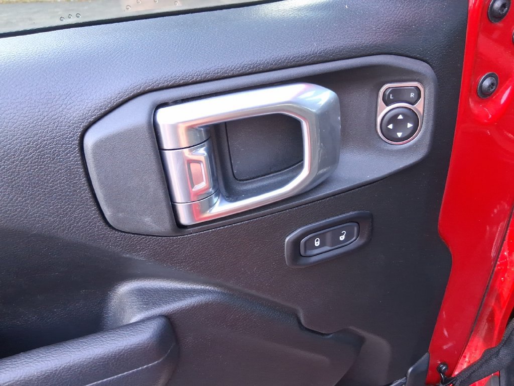 Used 2024 Jeep Wrangler Unlimited Sport AWD/4WD image 15