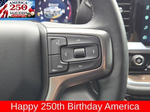 Used 2025 Chevrolet Silverado 2500 LT AWD/4WD image 29