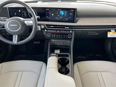 New 2025 Hyundai Sonata Limited image 13