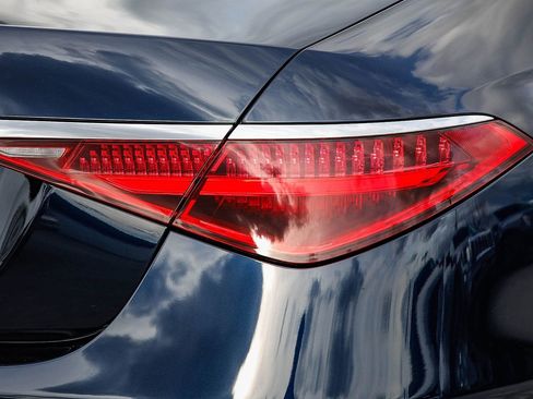 Certified 2023 Mercedes-Benz S 500 4MATIC image 8