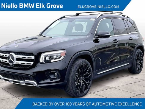 Used 2023 Mercedes-Benz GLB 250 image 1