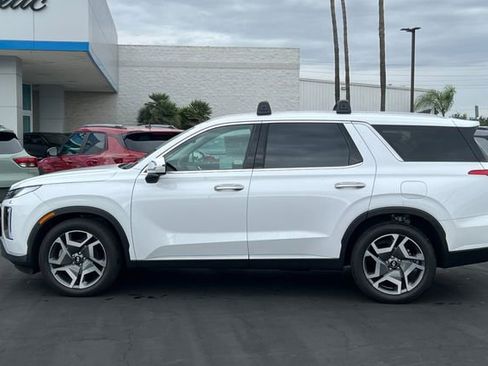 Used 2025 Hyundai Palisade SEL FWD image 7