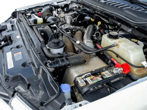 Used 2019 Ford F250 Lariat w/ Lariat Value Package image 60