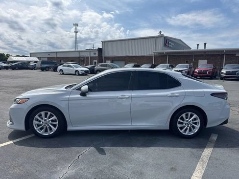 Used 2023 Toyota Camry LE FWD image 3
