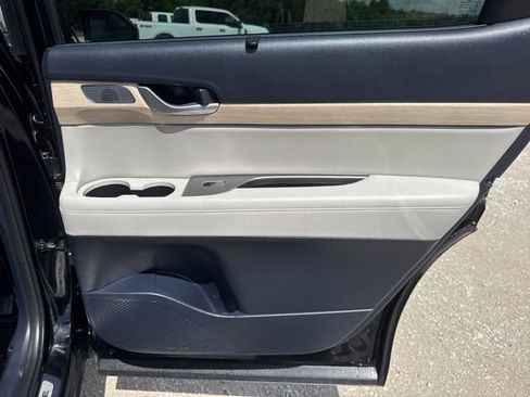 Used 2024 Hyundai Palisade Limited FWD image 21