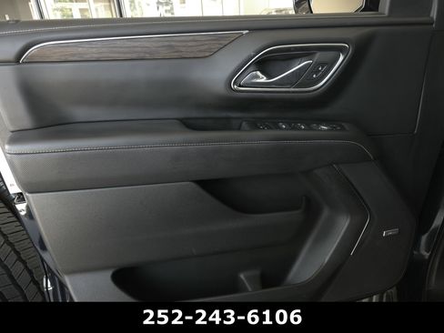 Used 2023 Chevrolet Tahoe Premier w/ Premium Package 2 RWD image 41