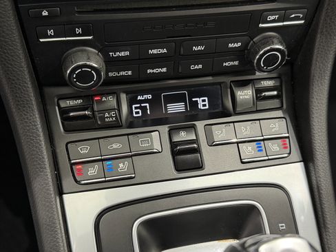 Certified 2017 Porsche 911 Carrera image 37