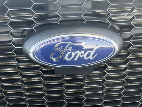 Used 2024 Ford Transit 250 Low Roof w/ Exterior Upgrade Package image 28