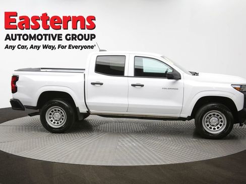 Used 2023 Chevrolet Colorado W/T image 44