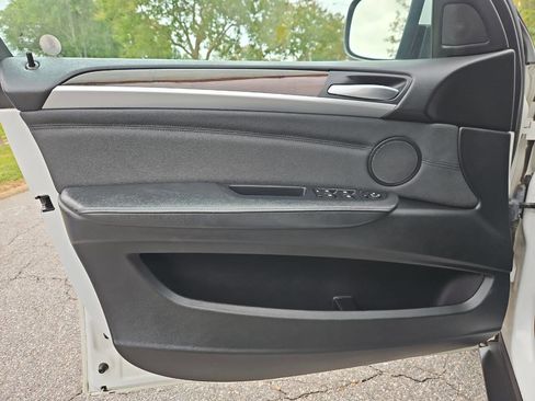 Used 2014 BMW X6 xDrive35i image 12