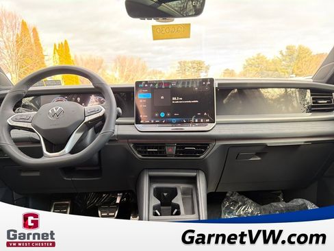 New 2026 Volkswagen Tiguan SE R-Line image 12