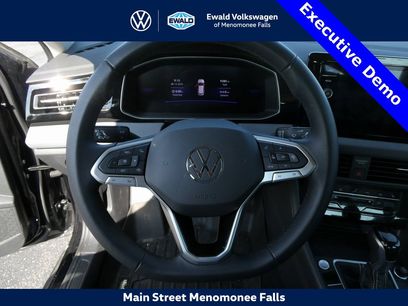 New 2025 Volkswagen Jetta SE