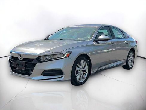 Used 2019 Honda Accord LX image 2