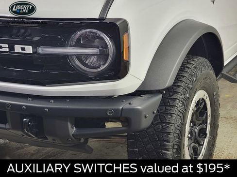 Certified 2023 Ford Bronco Outer Banks w/ Sasquatch Package AWD/4WD image 10