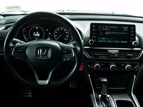 Used 2022 Honda Accord Sport image 19