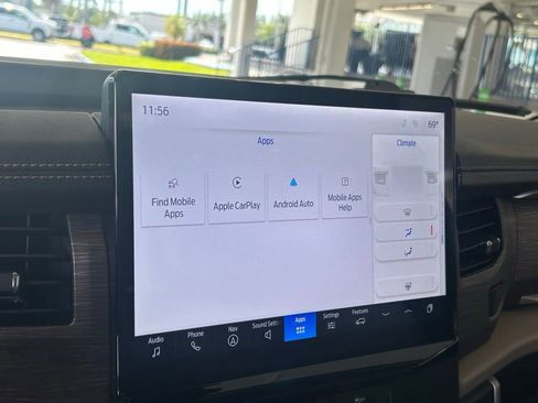 Used 2023 Ford Expedition Max Limited image 14