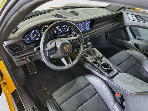 Certified 2023 Porsche 911 GT3 RWD image 4