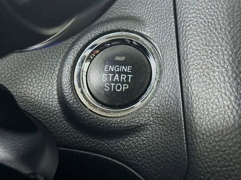 Used 2018 Subaru Outback 2.5i Limited image 19