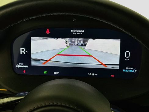 Used 2023 McLaren Artura RWD image 14