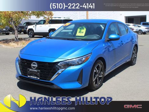 Used 2024 Nissan Sentra SV FWD image 3