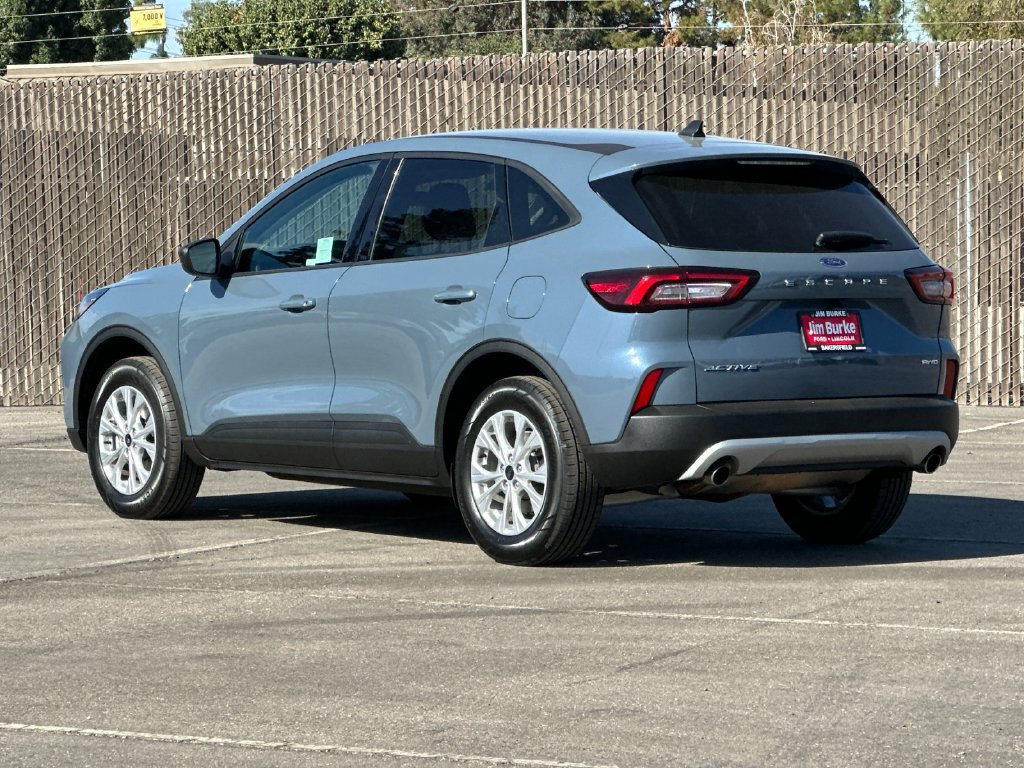 Certified 2025 Ford Escape Active AWD/4WD image 5