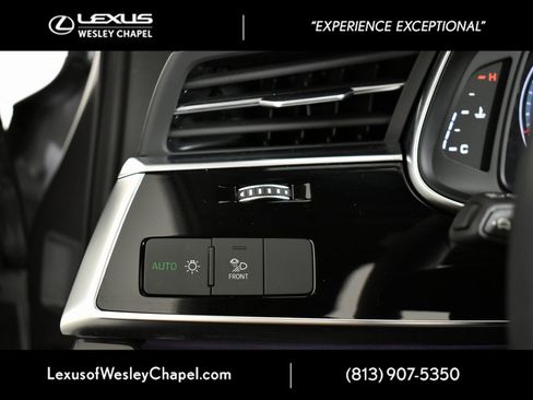 Used 2025 Audi Q7 3.0T Premium Plus image 44