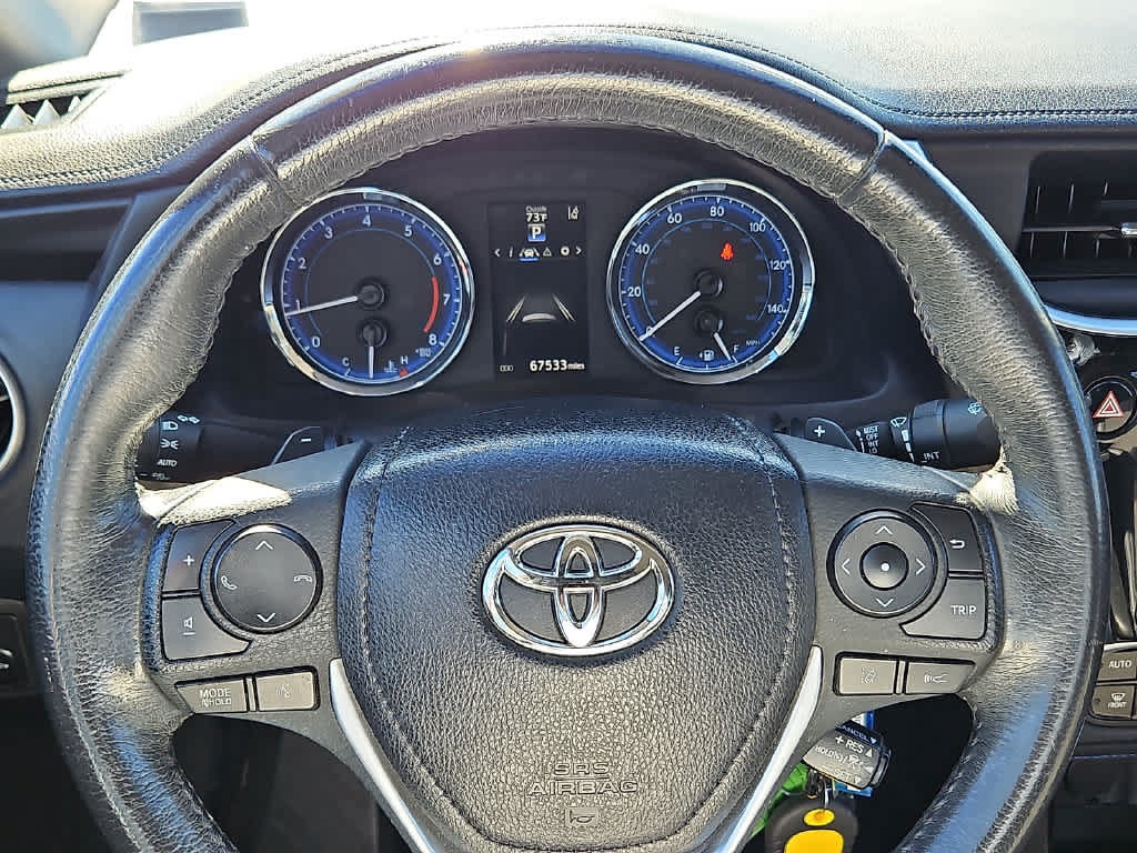 Used 2018 Toyota Corolla SE FWD image 14