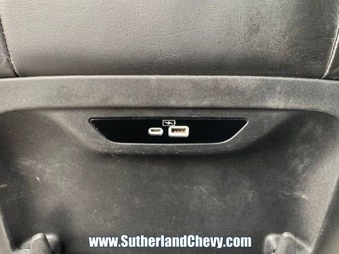 Used 2023 Chrysler Pacifica Limited image 48