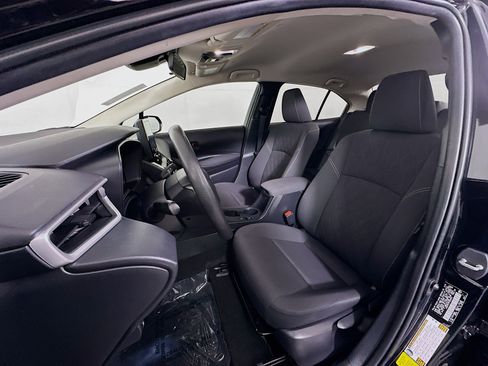Used 2023 Toyota Corolla LE image 12