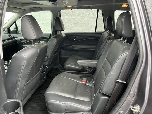 Used 2019 Honda Pilot Elite image 5