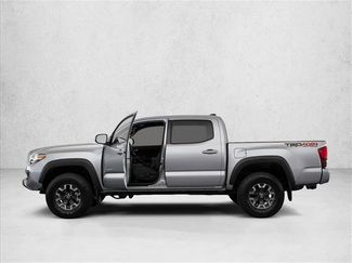 Used 2019 Toyota Tacoma TRD Off-Road video 3