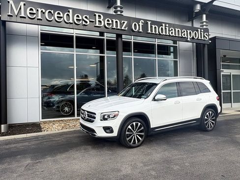 Used 2021 Mercedes-Benz GLB 250 image 1