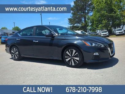 Used 2022 Nissan Altima 2.5 SV