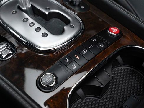 Used 2014 Bentley Flying Spur W12 AWD/4WD image 34