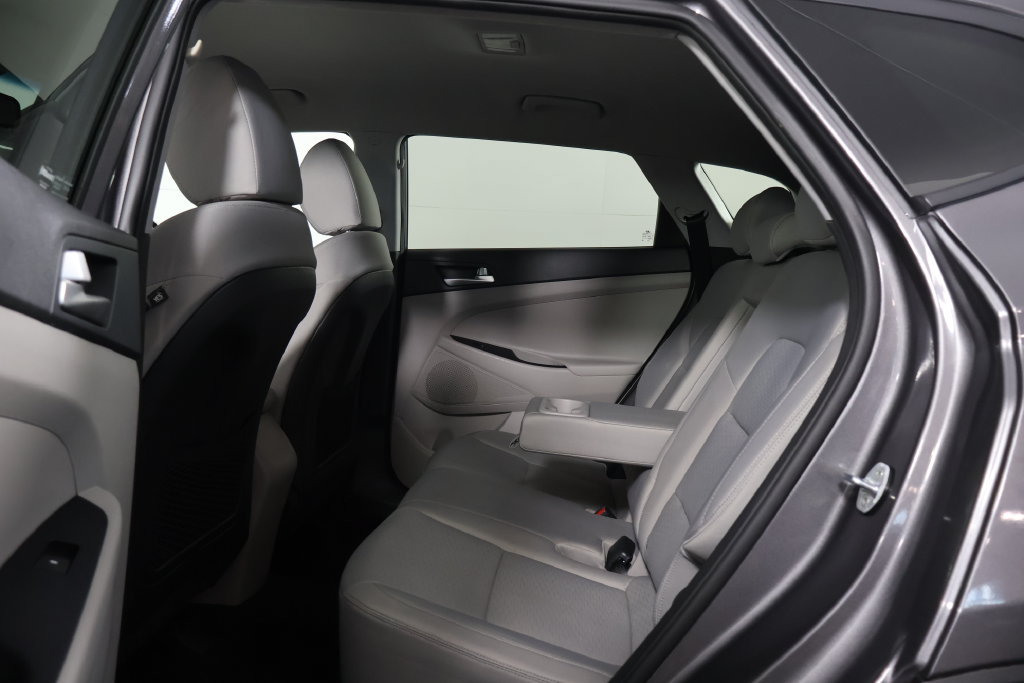 Used 2020 Hyundai Tucson Value w/ Cargo Package FWD image 11