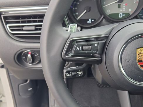 New 2026 Porsche Macan S image 27