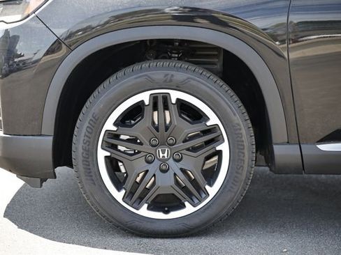 New 2026 Honda Pilot Touring image 7