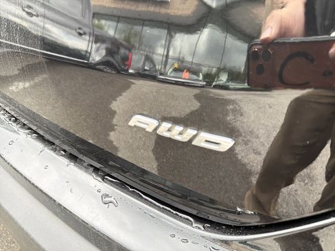 Used 2021 Ford Edge SEL w/ Convenience Package AWD/4WD image 8