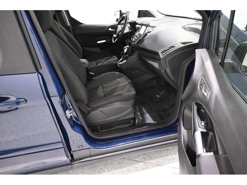 Used 2018 Ford Transit Connect XLT image 15