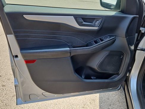 Certified 2022 Ford Escape SE FWD image 23