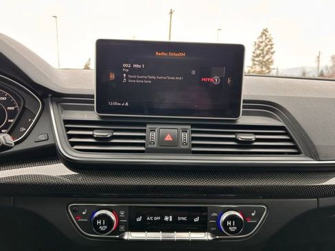 Used 2019 Audi SQ5 Premium Plus w/ Premium Plus Package AWD/4WD image 15