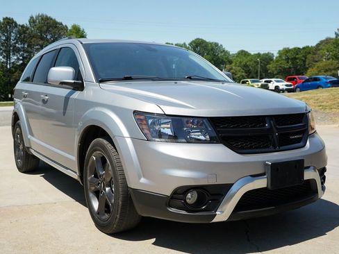 Used 2019 Dodge Journey Crossroad AWD/4WD image 35