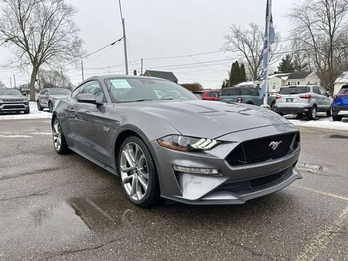 Used 2021 Ford Mustang GT Premium w/ Equipment Group 401A image 11
