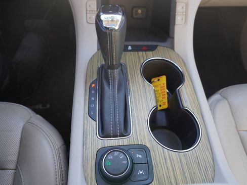 Used 2018 GMC Acadia Denali w/ Technology Package image 14