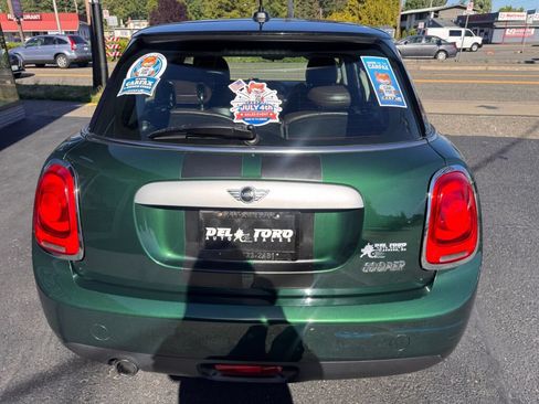 Used 2015 MINI Cooper 4-Door Hardtop FWD image 8